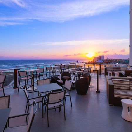 Springhill Suites By Marriott Panama City Beach Beachfront Екстериор снимка