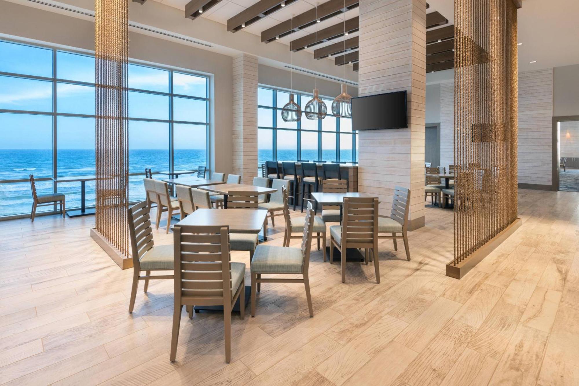 Springhill Suites By Marriott Panama City Beach Beachfront Екстериор снимка