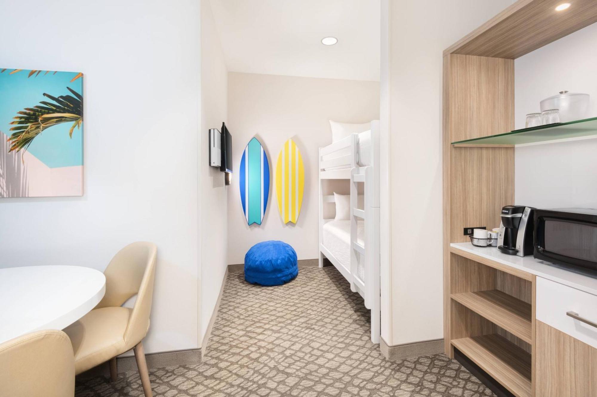 Springhill Suites By Marriott Panama City Beach Beachfront Екстериор снимка